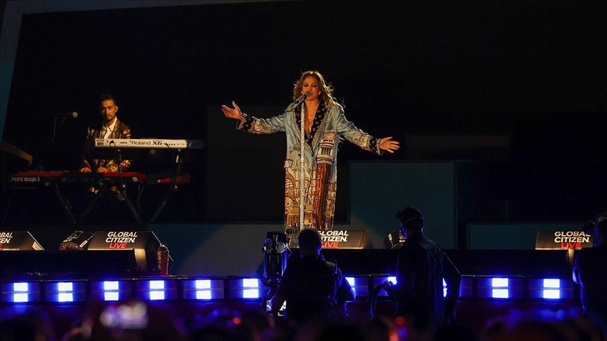 Jennifer Lopez to perform in Istanbul in August