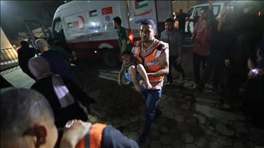 Israel bunuh hampir 50 orang dalam serangan ke tempat penampungan dan perumahan di Gaza