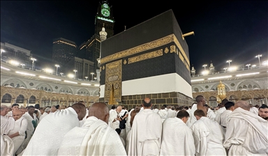 Namazi i sabahut në Qabe