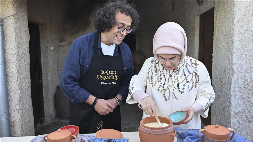 Emine Erdoğan, Nevşehir'de Türk Mutfağı Haftası kapsamında ğܰ mayaladı