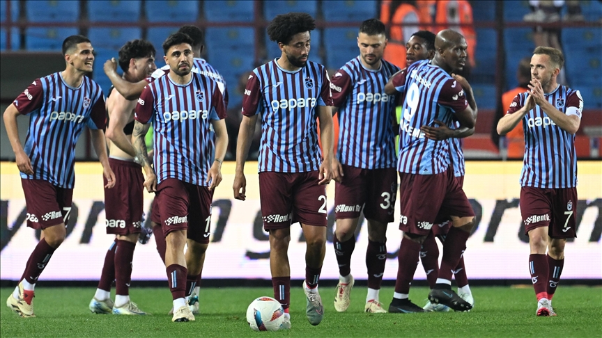Trabzonspor'un istikrars谋z sezonu