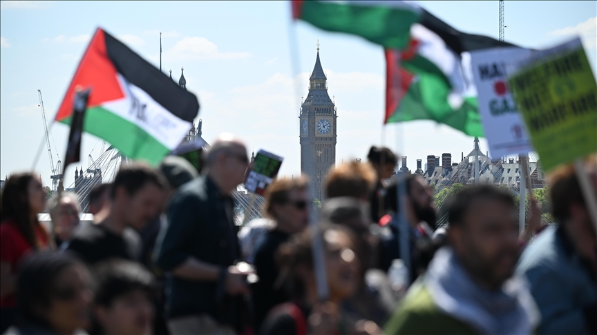 Más de 800 jueces y abogados británicos piden a su Gobierno “prevenir y castigar el genocidio” de Israel en Gaza