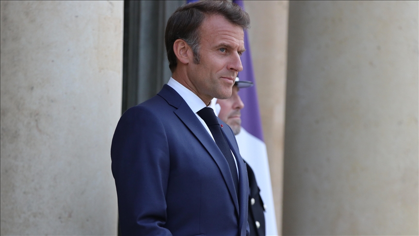 Tournée en Asie du Sud-Est : Emmanuel Macron est arrivé en Indonésie