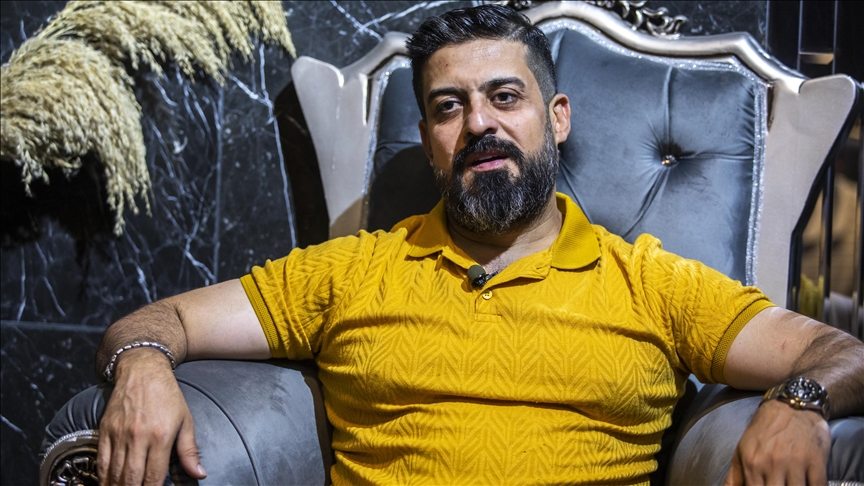 هنرمند اربیلی با آثارش که به هویت ترکی می‌پردازند، جوانان را به موسیقی جذب می‌کند