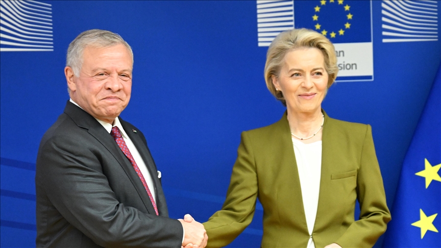 European Commission chief, Jordan's king discuss Gaza crisis, Syria sanctions