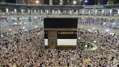 وصول 1.1 مليون حاج إلى السعودية وسط ترقب تحديد يوم عرفة