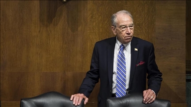 US senator urges Trump to impose sanctions on Russia