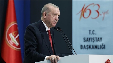 Serokomar Erdogan: Hemû kesên ku peywira qamûyê cîbicî dikin, neçar in ku xwedî li emanetê gel derkevin