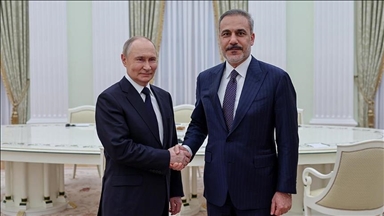 Moscou : Le ministre turc des Affaires étrangères reçu par le président russe, Vladimir Poutine