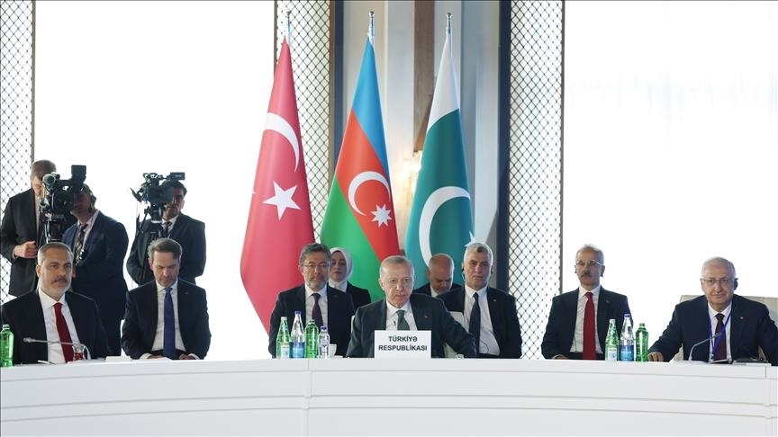 Serokomar Erdogan: "Em ê dijî tevgerên ku hizûra herêmê xera dikin bisekinin"