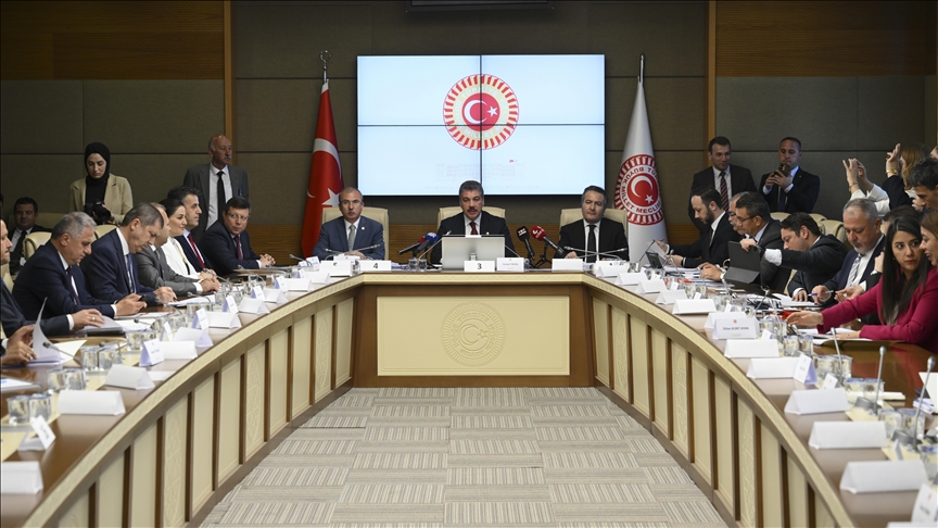 Trafik cezalarının artırılmasına yönelik düzenlemeleri de içeren kanun teklifi, TBMM Adalet Komisyonunda