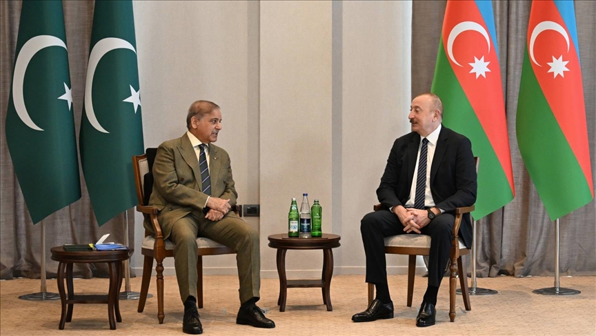 Pakistan wants peace with 'amicable solution' to Kashmir, water issues with India: Premier Sharif