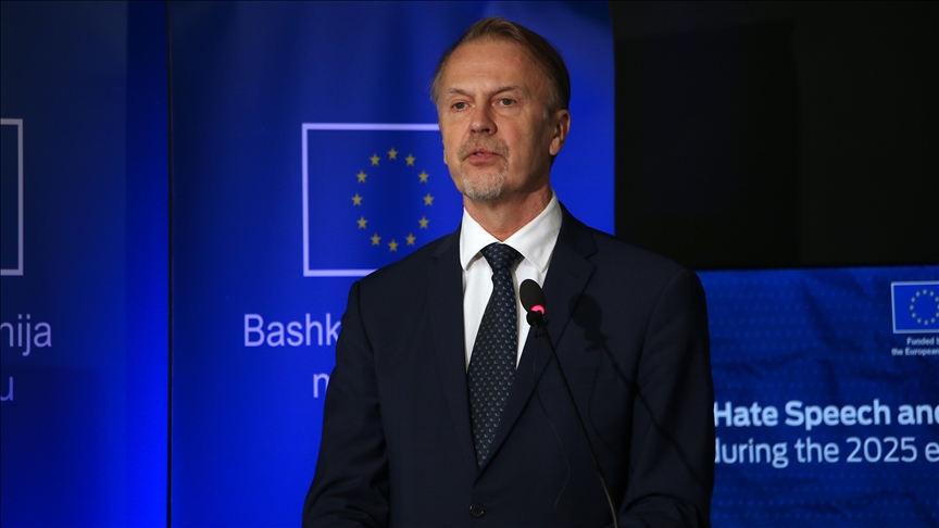 Ambasadori i BE-së në Kosovë kërkon formimin e qeverisë së re