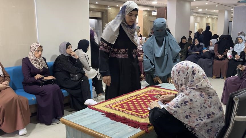 المجاعة تفتك بحوامل غزة وأجنتهن في خطر (تقرير)