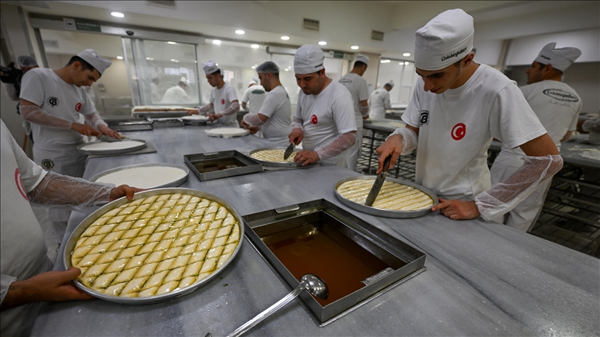 Gaziantepli baklavacılarda bayram telaşı başladı