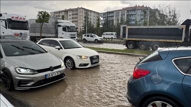 Malatya ve Ardahan'da sağanak etkili oldu