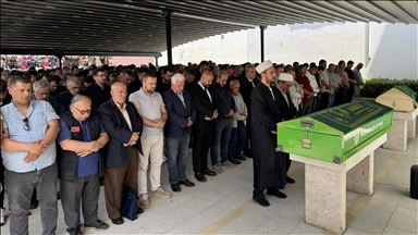 Vefat eden AA serbest habercisi Ümit Yorulmaz son yolculuğuna uğurlandı