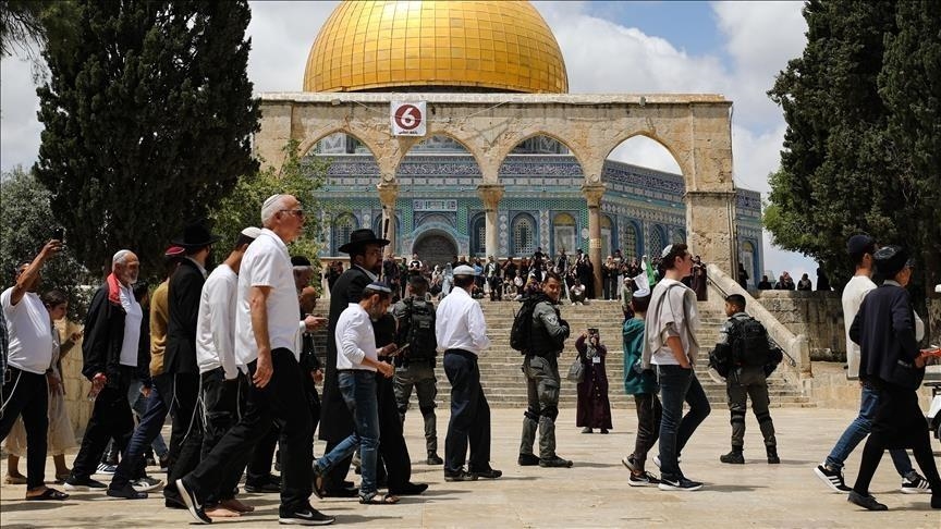 نواب إسرائيليون يحرضون على السماح بصلاة اليهود في المسجد الأقصى