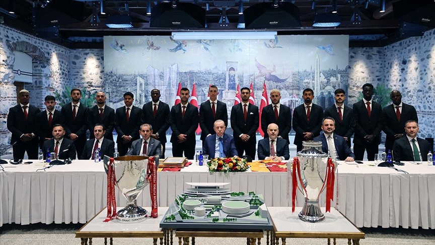 Cumhurbaşkanı Erdoğan, Galatasaray'a Şampiyonlar Ligi'nde başarı diledi