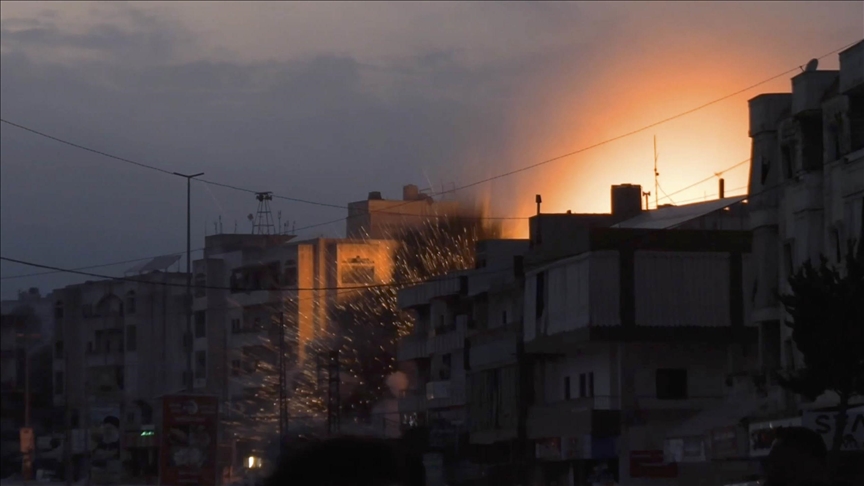 2 killed in Israeli attacks in southern Lebanon