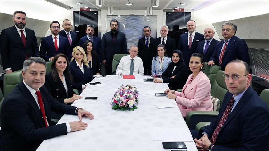Serokomar Erdogan: "Destûreke nû û sivîl soza me ya ji bo gel e, ji vê bi paş da gavavêtin tune ye"