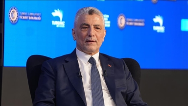 Ticaret Bakanı Bolat: Meyve-sebze halleri ile alakalı yeni bir kanun tasarısı hazırladık