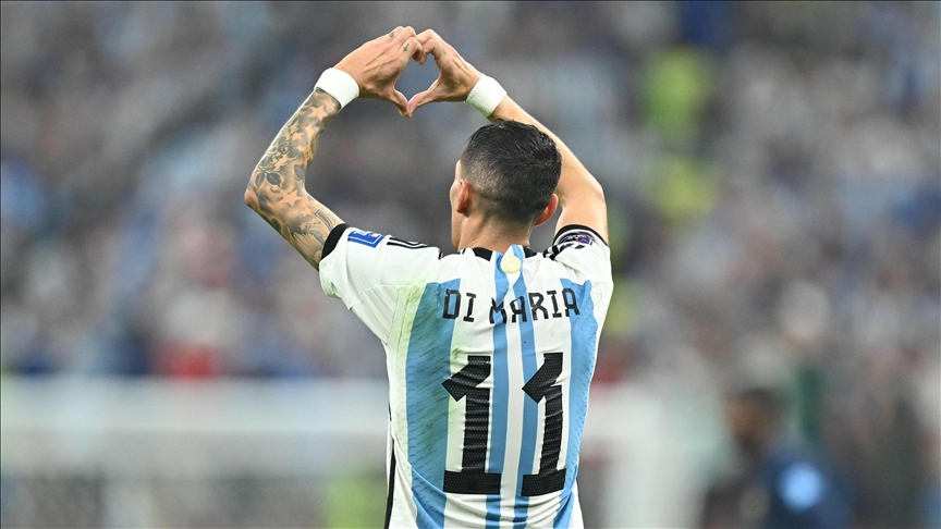Angel Di Maria returns to boyhood club Rosario Central