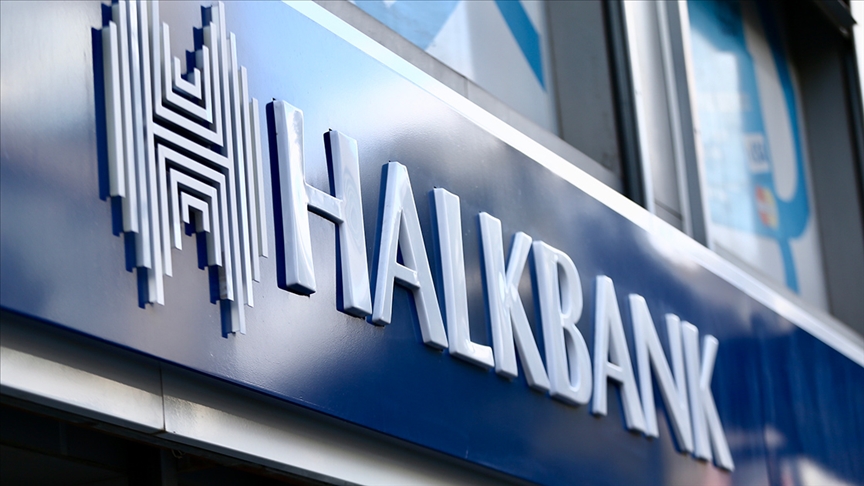Halkbank, "şubeli" katılım bankası kurmak için BDDK'ya başvurdu