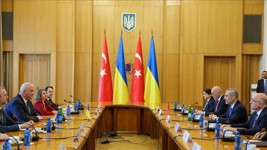Türkiye seeks to host Russia, Ukraine, US leaders in next possible round of peace talks: Foreign minister