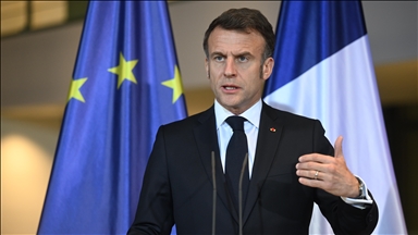 L’Ukraine est un ‘’test de crédibilité pour les Américains’’, estime Emmanuel Macron