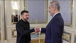 وەزیری دەرەوەی تورکیا فیدان لەلایەن سەرۆکی ئۆکراینا زێلێنسکی-ەوە پێشوازی لێکرا