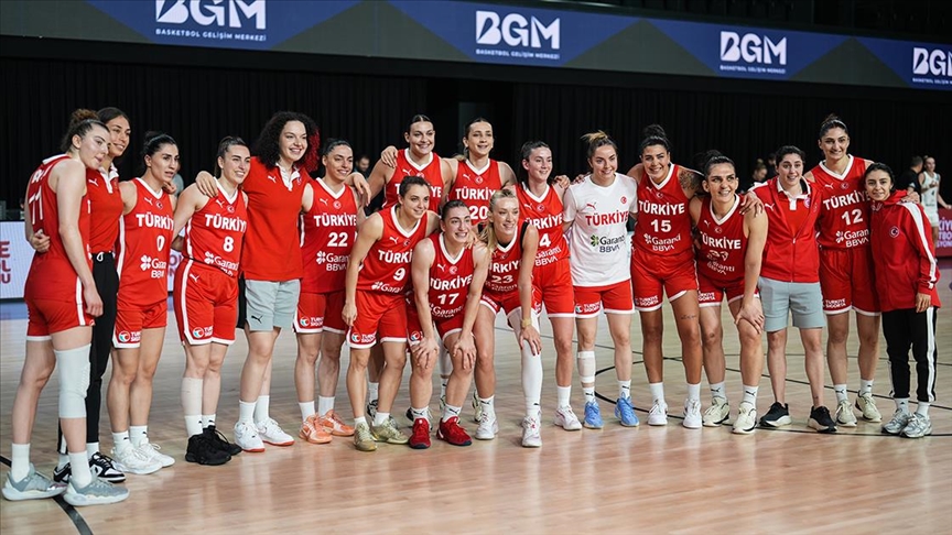 A Milli Kadın Basketbol Takımı’ndan Litvanya galibiyeti sonrası "İyi yoldayız" mesajı