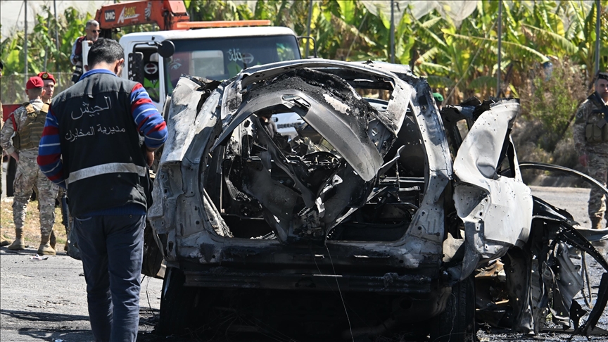 1 killed in Israeli airstrike targeting vehicle in southern Lebanon