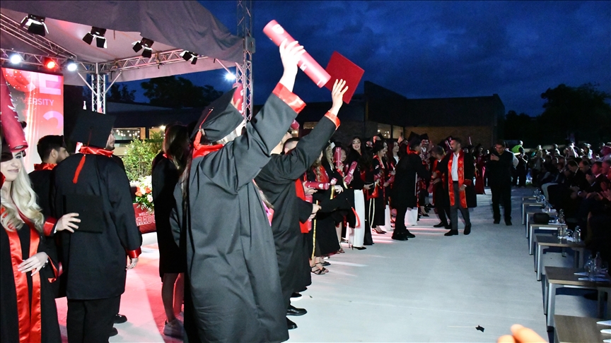 Mbahet ceremonia e diplomimit në Universitetin Ndërkombëtar Ballkanik në Shkup