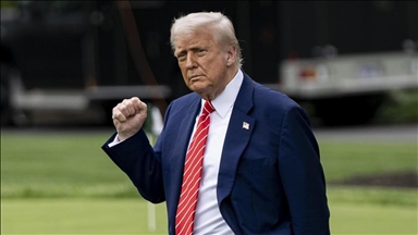 Trump ragihand ku wê rêjeya tarîfeya ji bo îdxalkirina pola derxîne ji sedî 50î