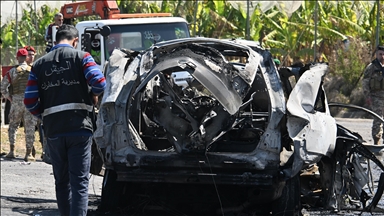 1 killed in Israeli airstrike targeting vehicle in southern Lebanon