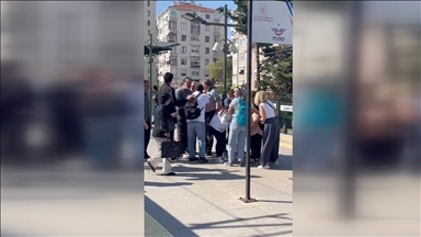 Maltepe'de çocuklarının yanında darbedilen babaya saldıran şüpheli tutuklandı