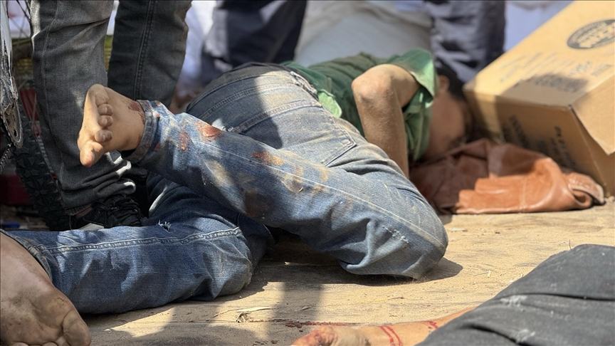 "حكومة غزة" تفند فيديو مفبركا لتبرئة إسرائيل من قتل طالبي مساعدات