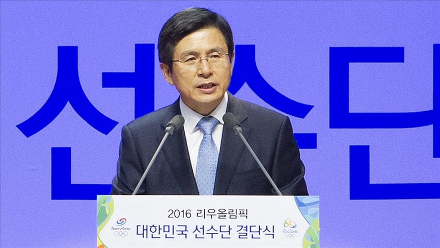 South Korean independent candidate quits presidential race in favor of ruling party's Kim Moon-soo