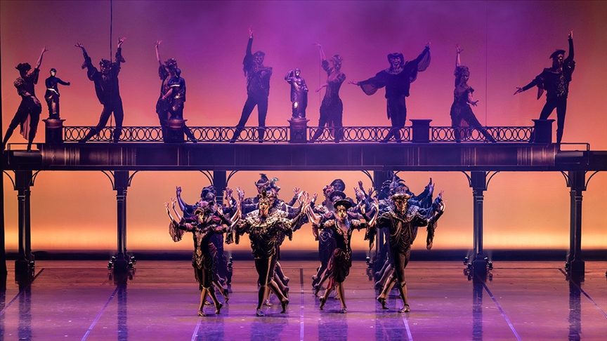 16. Uluslararası İٲԲܱ Opera ve Bale Festivali'nde "Anna Karenina" balesi sahnelendi