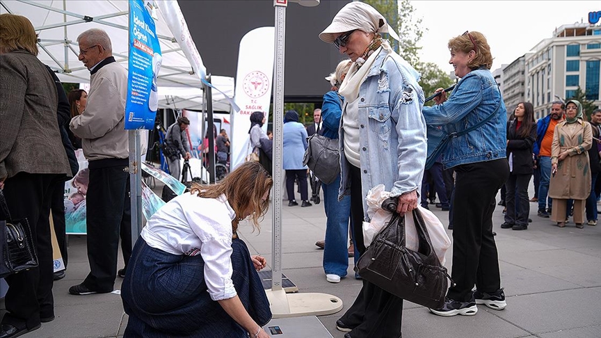 "İdeal Kilonu Öğren, Sağlıklı Yaşa" kampanyasına iki haftada bir milyondan fazla kişi katıldı