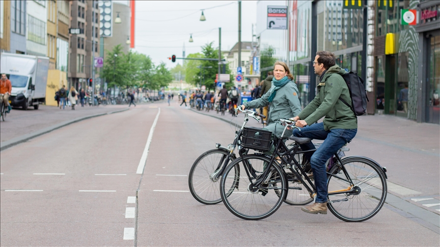Holanda, shembull global në transportin urban të qëndrueshëm