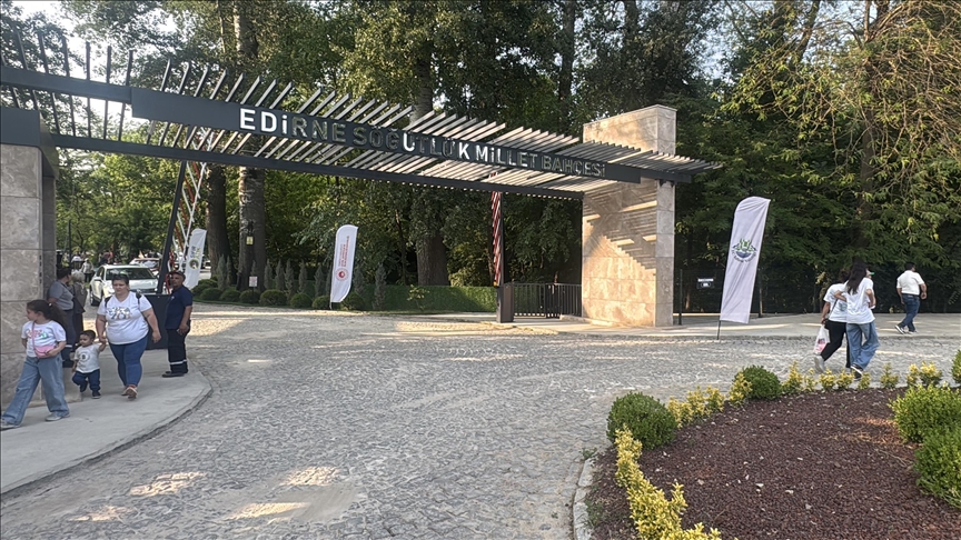 Edirne Söğütlük Millet Bahçesi halkın kullanımına açıldı