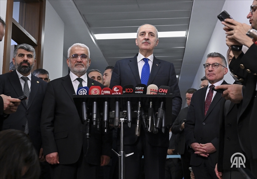 Serokê TBMMyê Kurtulmuş, Serokê Giştî yê HUDA PARê Yapicioglu ziyaret kir