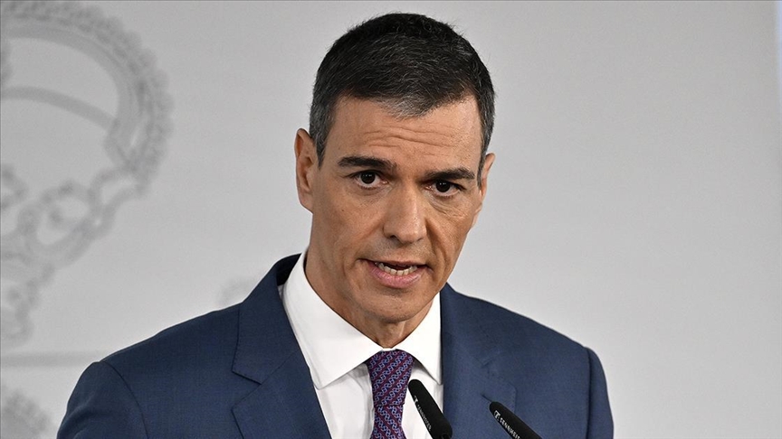 'We must stop this barbarity': Spanish premier honors Gaza medics during hospital inauguration