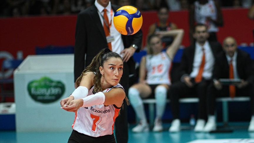 Fenerbahçe Kadın Voleybol Takımı, Hande Baladın'ı kadrosuna kattı