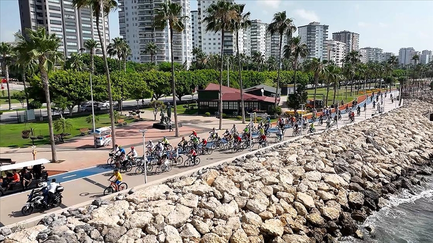 Türkiye'de bisiklet yolu ağı 2 bin kilometreye ulaştı