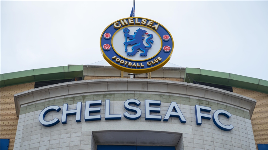 UK threatens to sue Russian businessman Abramovich over sale of Chelsea Football Club