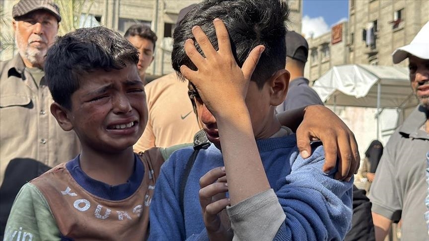 Ji ber êrîşên Îsraîlê di 8 rojan da 102 Filistîniyên li benda alîkariyê bûn hatin kuştin û 490 kes jî birîndar bûn