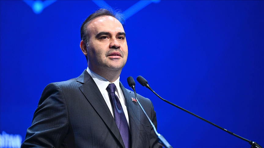 Bakan Kacır, organize sanayi bölgelerine yönelik yatırım başvurularına ilişkin bilgi verdi